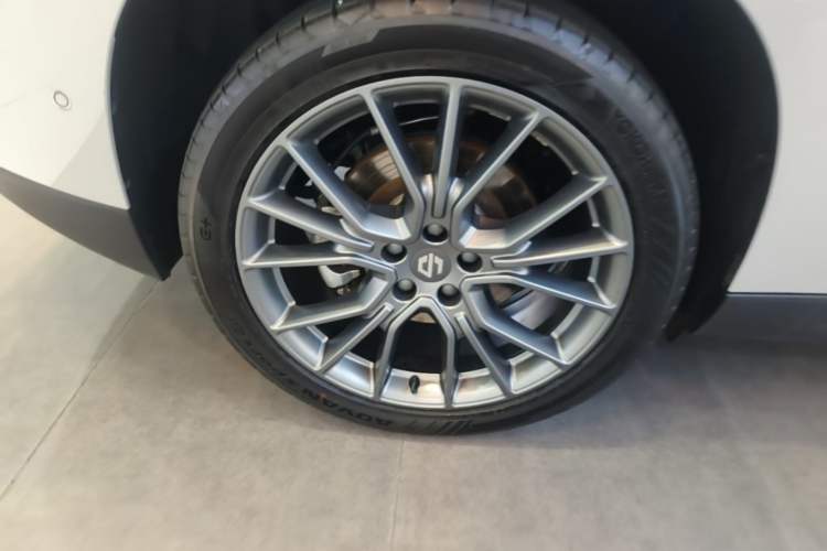Used Leapmotor C10 2026 605 LiDAR Version Right Rear Wheel Hub
