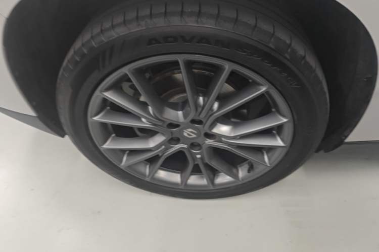 Used Leapmotor C10 2026 605 LiDAR Version Right Rear Wheel Hub
