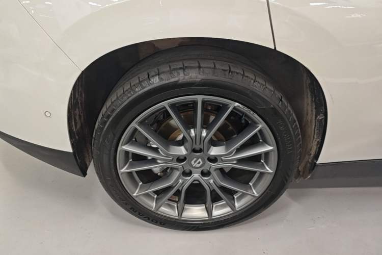 Used Leapmotor C10 2026 605 LiDAR Version Right Rear Wheel Hub