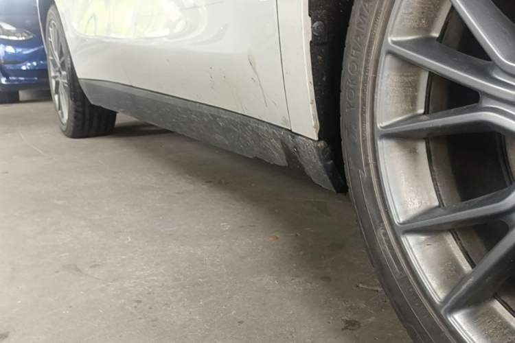 Used Leapmotor C10 2026 605 LiDAR Version Right Side Sill