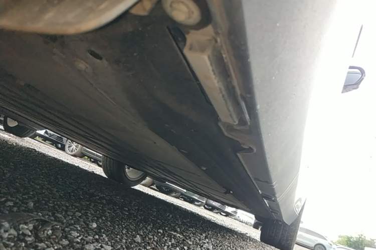 Used Leapmotor C10 2026 605 LiDAR Version Right Side Sill
