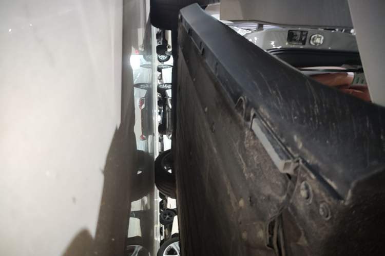Used Leapmotor C10 2026 605 LiDAR Version Right Side Sill