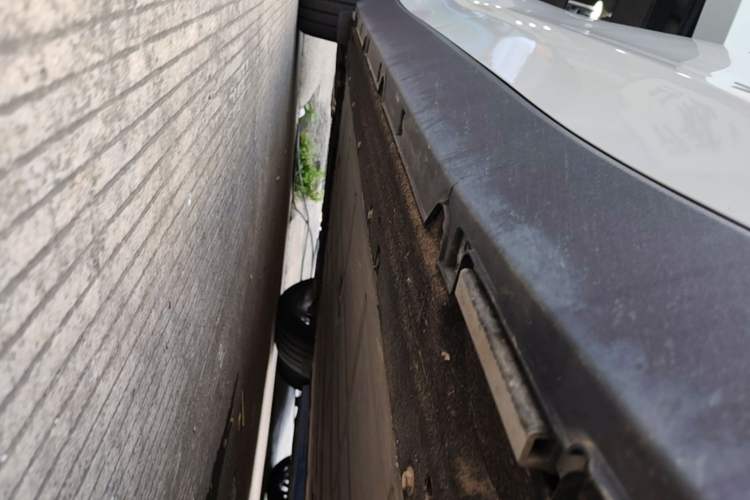 Used Leapmotor C10 2026 605 LiDAR Version Right Side Sill