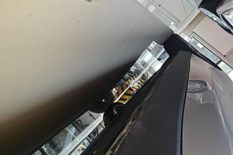 Used Leapmotor C10 2026 605 LiDAR Version Right Side Sill