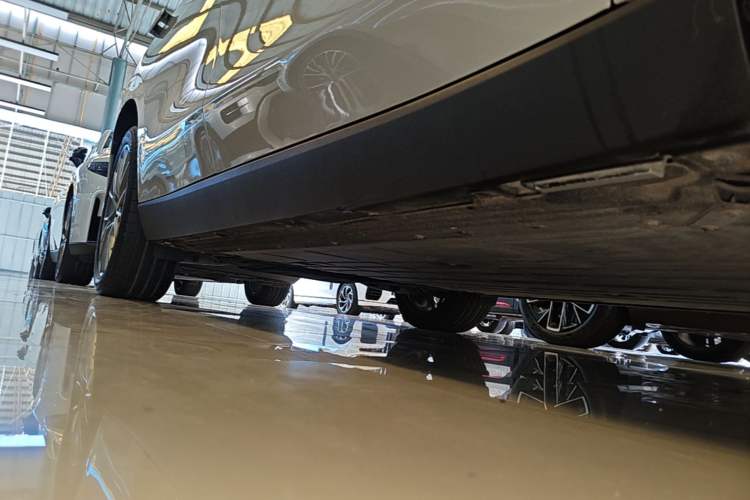 Used Leapmotor C10 2026 605 LiDAR Version Right Side Sill