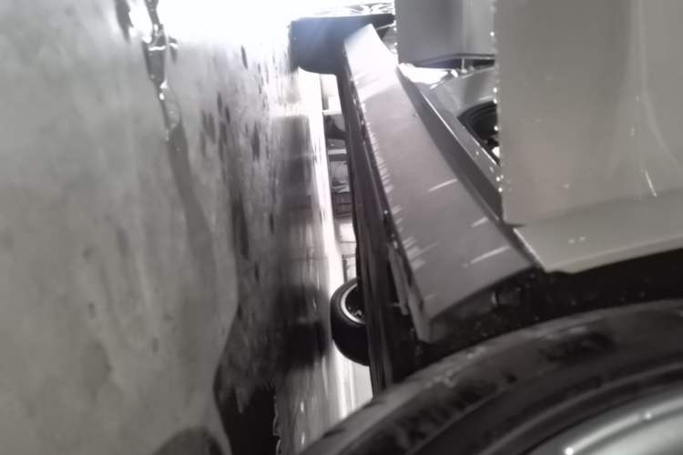 Used Leapmotor C10 2026 605 LiDAR Version Right Side Sill