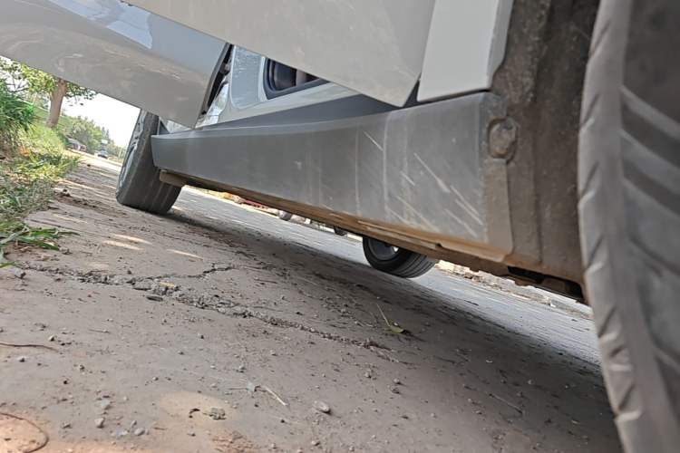 Used Leapmotor C10 2026 605 LiDAR Version Right Side Sill