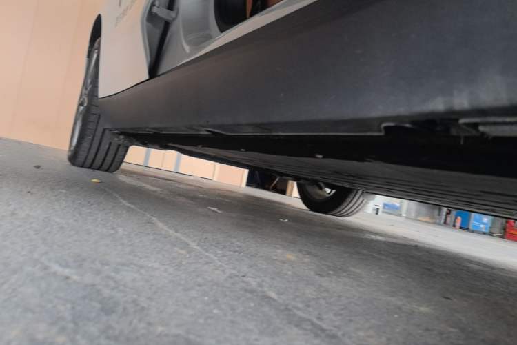 Used Leapmotor C10 2026 605 LiDAR Version Right Side Sill
