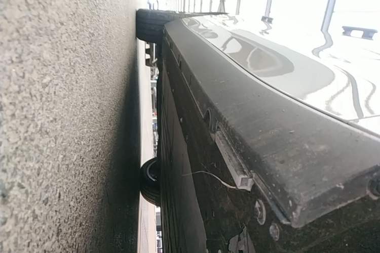 Used Leapmotor C10 2026 605 LiDAR Version Right Side Sill