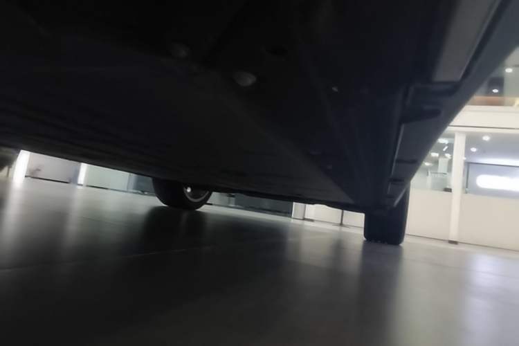 Used Leapmotor C10 2026 605 LiDAR Version Right Side Sill