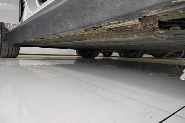 Used Leapmotor C10 2026 605 LiDAR Version Right Side Sill