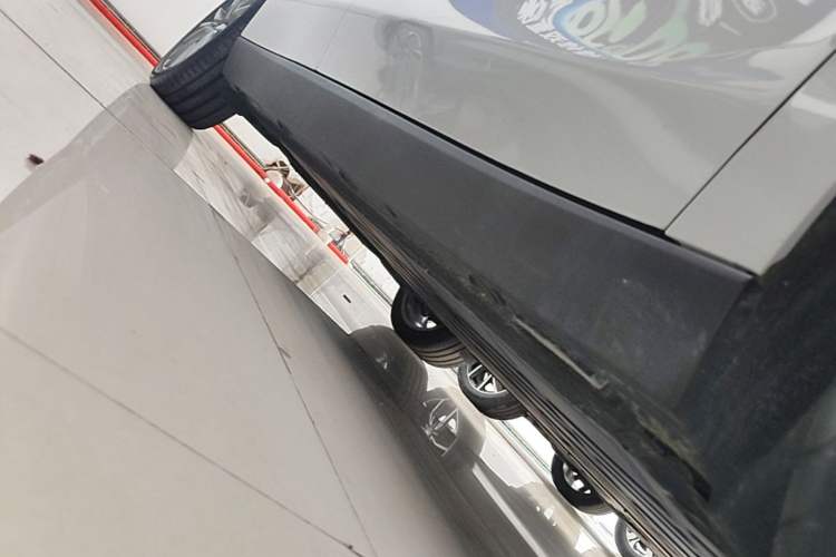 Used Leapmotor C10 2026 605 LiDAR Version Right Side Sill
