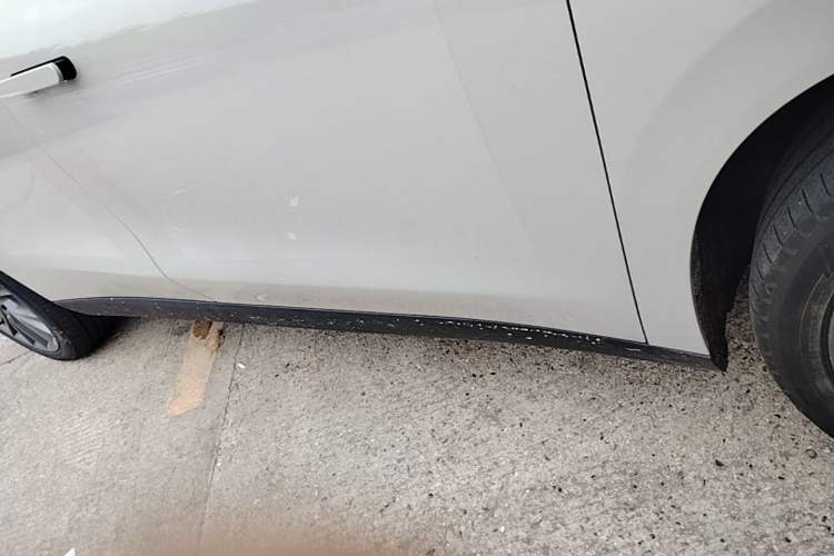 Used Leapmotor C10 2026 605 LiDAR Version Right Side Sill