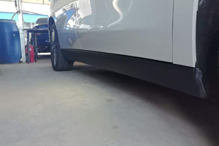 Used Leapmotor C10 2026 605 LiDAR Version Right Side Sill