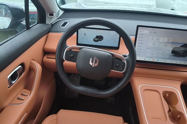 Used Leapmotor C10 2026 605 LiDAR Version Steering Wheel