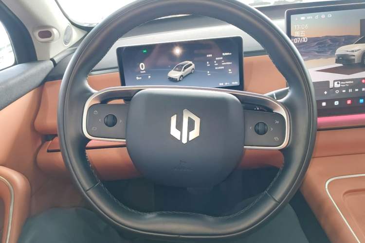 Used Leapmotor C10 2026 605 LiDAR Version Steering Wheel