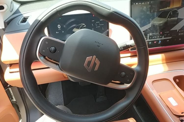 Used Leapmotor C10 2026 605 LiDAR Version Steering Wheel