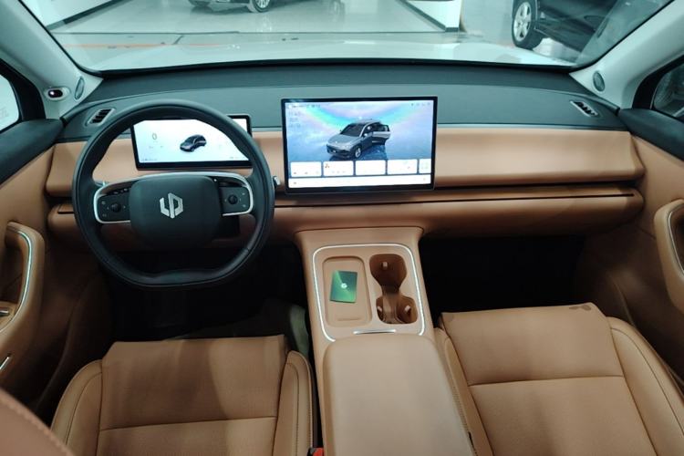 Used Leapmotor C10 2026 605 LiDAR Version Center Console