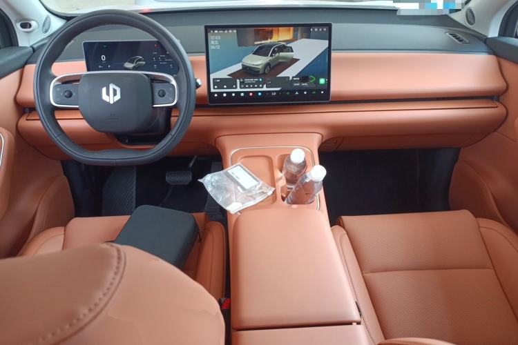 Used Leapmotor C10 2026 605 LiDAR Version Center Console