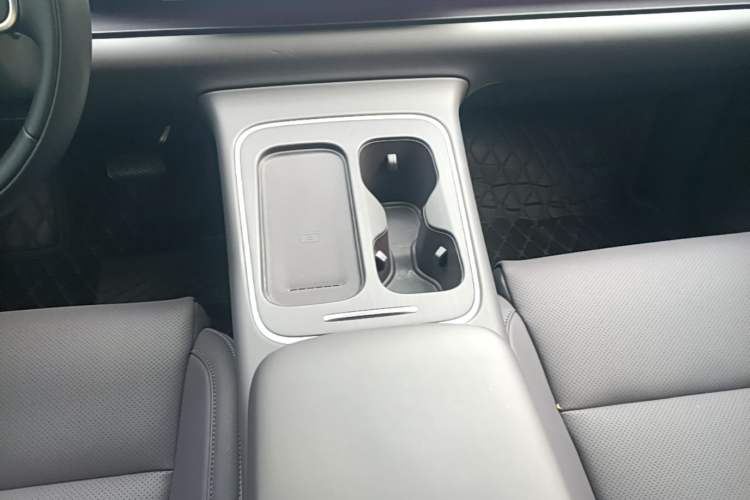 Used Leapmotor C10 2026 605 Enjoyment Edition Gear Lever