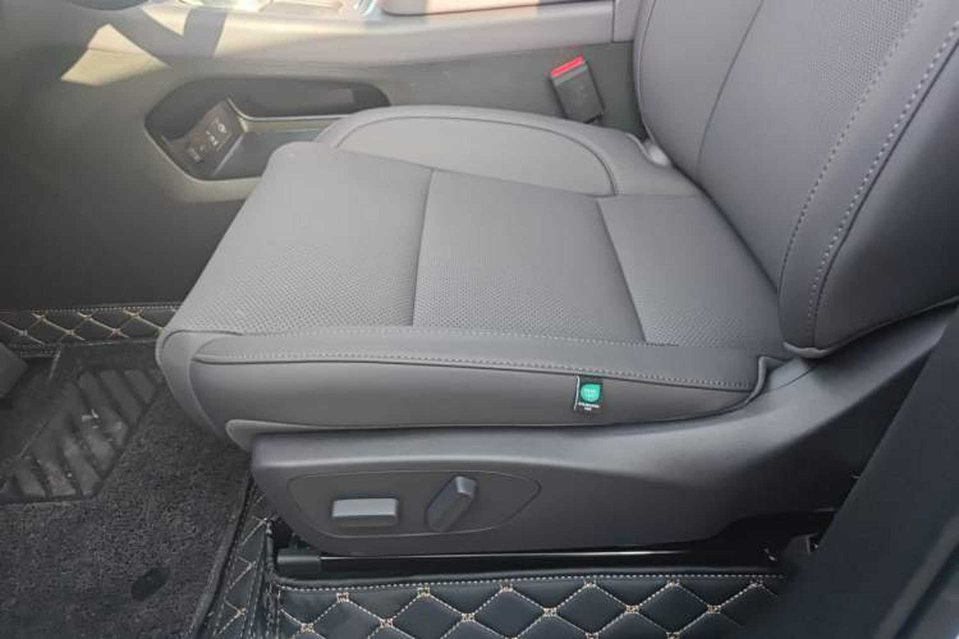 Used Leapmotor C10 2026 210 LiDAR Version Left Front Seat