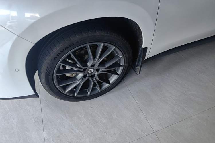 Used Leapmotor C10 2026 605 Enjoyment Edition Left Front Wheel Hub