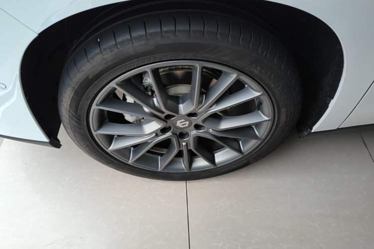 Used Leapmotor C10 2026 605 Enjoyment Edition Left Front Wheel Hub