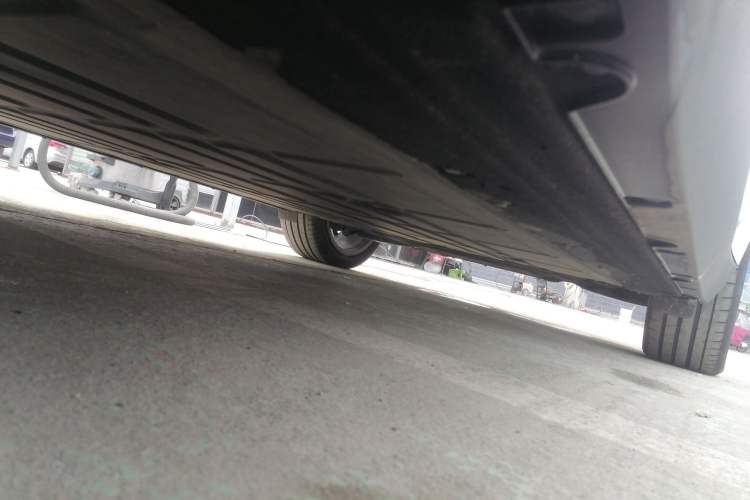 Used Leapmotor C10 2026 605 LiDAR Version Left Side Sill