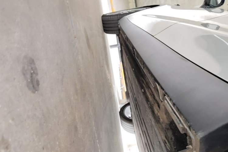 Used Leapmotor C10 2026 605 LiDAR Version Left Side Sill