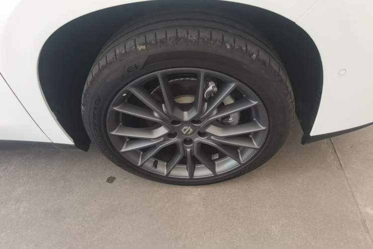 Used Leapmotor C10 2026 605 Enjoyment Edition Right Front Wheel Hub