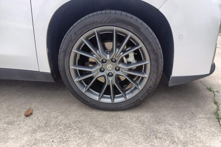 Used Leapmotor C10 2026 210 Joyful Edition Right Front Wheel Hub