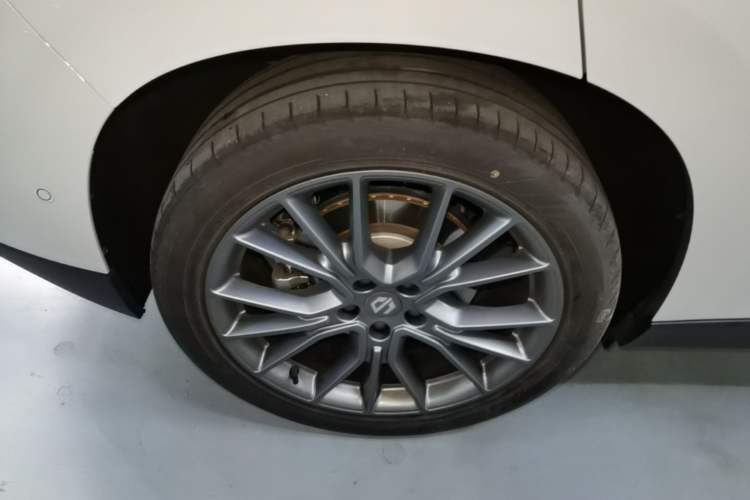 Used Leapmotor C10 2026 605 LiDAR Version Right Rear Wheel Hub