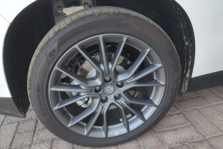 Used Leapmotor C10 2026 210 Joyful Edition Right Rear Wheel Hub