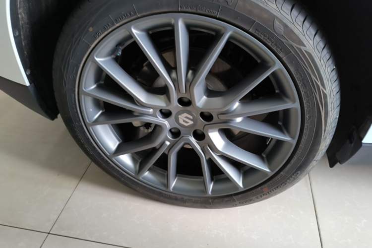 Used Leapmotor C10 2026 605 Enjoyment Edition Right Rear Wheel Hub
