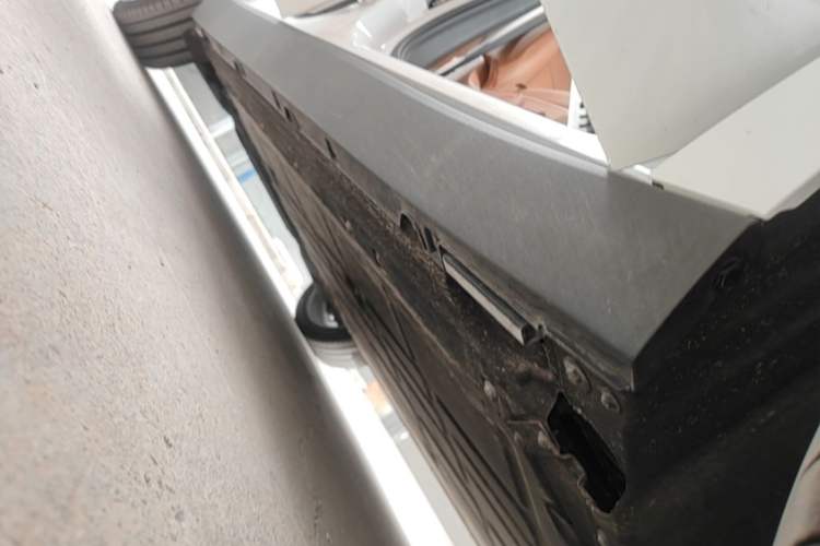 Used Leapmotor C10 2026 605 LiDAR Version Right Side Sill