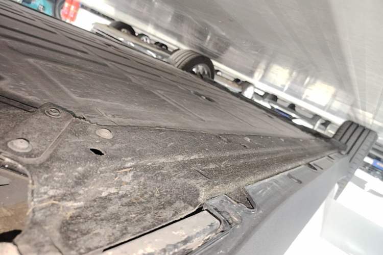 Used Leapmotor C10 2026 605 LiDAR Version Right Side Sill
