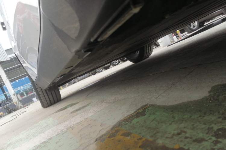 Used Leapmotor C10 2026 605 LiDAR Version Right Side Sill