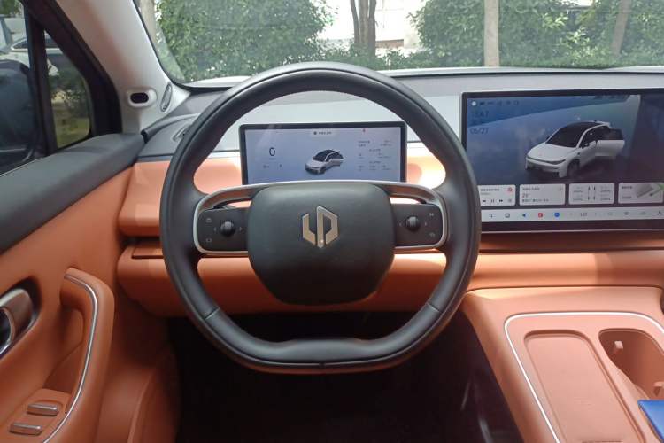 Used Leapmotor C10 2026 210 Joyful Edition Steering Wheel