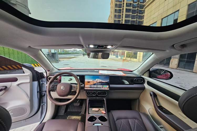 Used Leapmotor C11 2024 All-Electric 580 Luxury Edition Interior 1