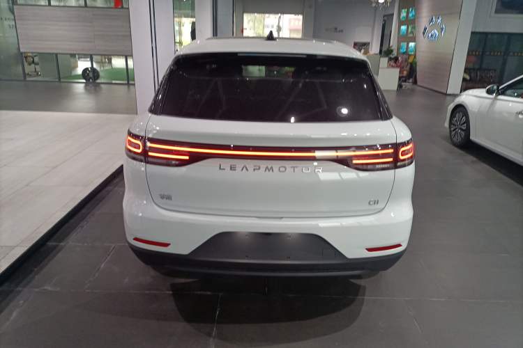 Used Leapmotor C11 2023 Pure Electric 500 Comfort Edition Exterior 3