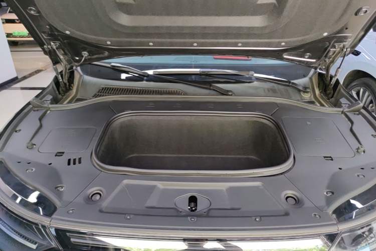 Used Leapmotor C11 2021 Revised Version Luxury Edition Engine Bay