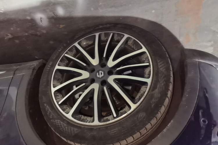 Used Leapmotor C11 2021 Revised Version Luxury Edition Left Front Wheel Hub