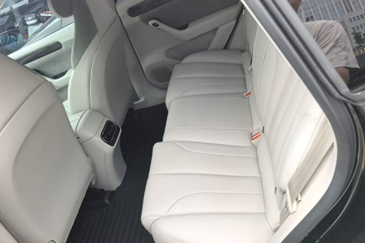Used Leapmotor C11 2021 Deluxe Edition Left Rear Seat