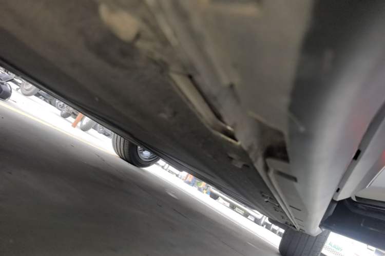 Used Leapmotor C11 2021 Deluxe Edition Right Side Sill