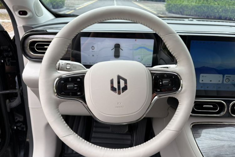 Used Leapmotor C11 2021 Deluxe Edition Steering Wheel