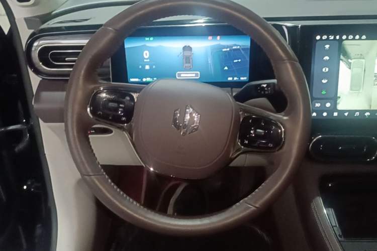 Used Leapmotor C11 2021 Luxury Edition Steering Wheel