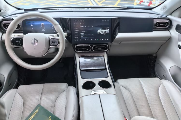 Used Leapmotor C11 2021 Luxury Edition Center Console