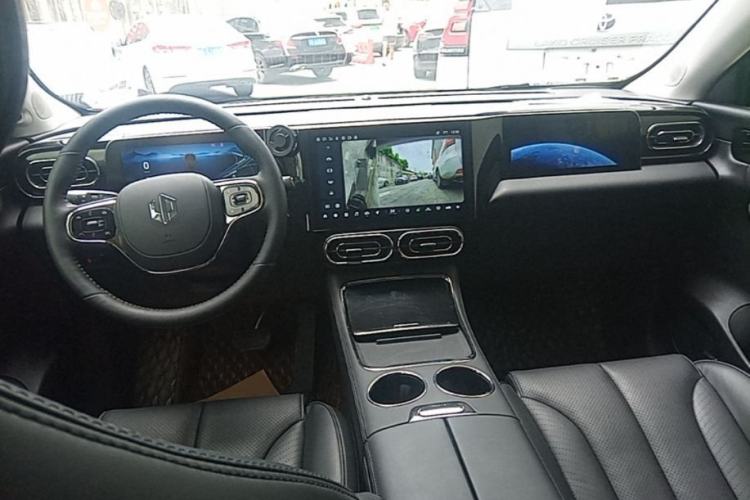 Used Leapmotor C11 2021 Luxury Edition Center Console
