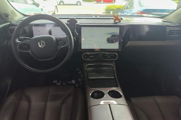 Used Leapmotor C11 2021 Revised Version Luxury Edition Center Console