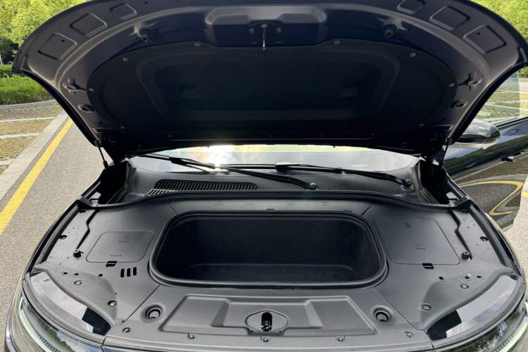 Used Leapmotor C11 2021 Deluxe Edition Engine Bay